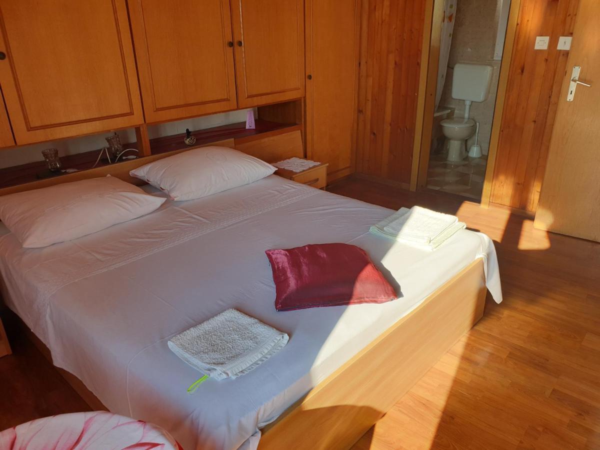 Apartments & Rooms Zlatica Hvar 赫瓦尔 外观 照片