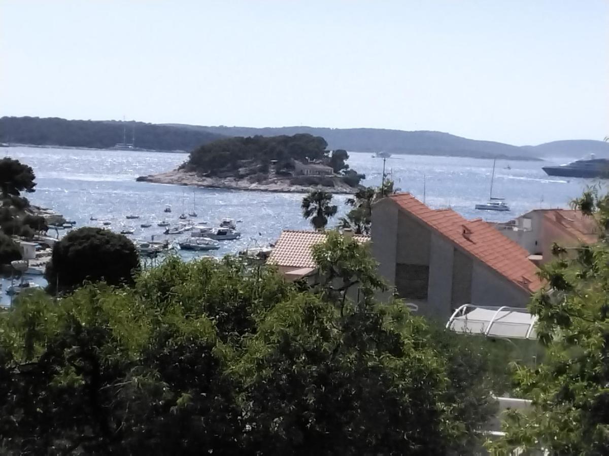 Apartments & Rooms Zlatica Hvar 赫瓦尔 外观 照片